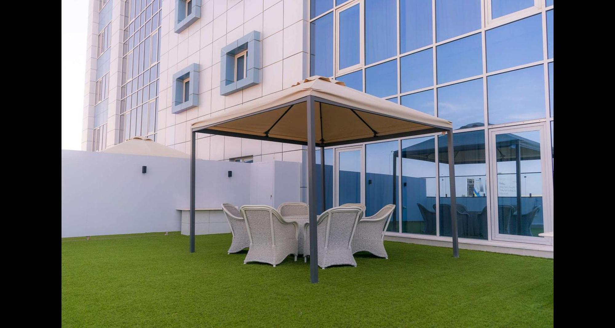 Best Western Plus Jeddah Hotel Madinah Road Экстерьер фото