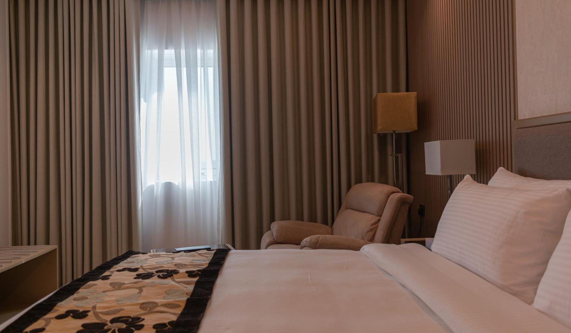 Best Western Plus Jeddah Hotel Madinah Road Экстерьер фото
